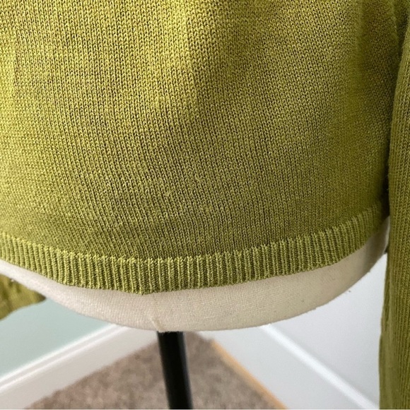 August Silk Knits Lime Green Top in Sz Small - Picture 8 of 11